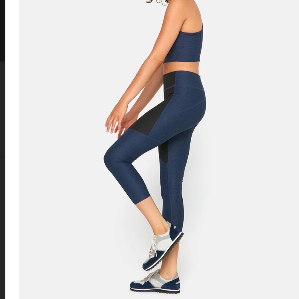 Outdoor Voices two tone 7/8 legging